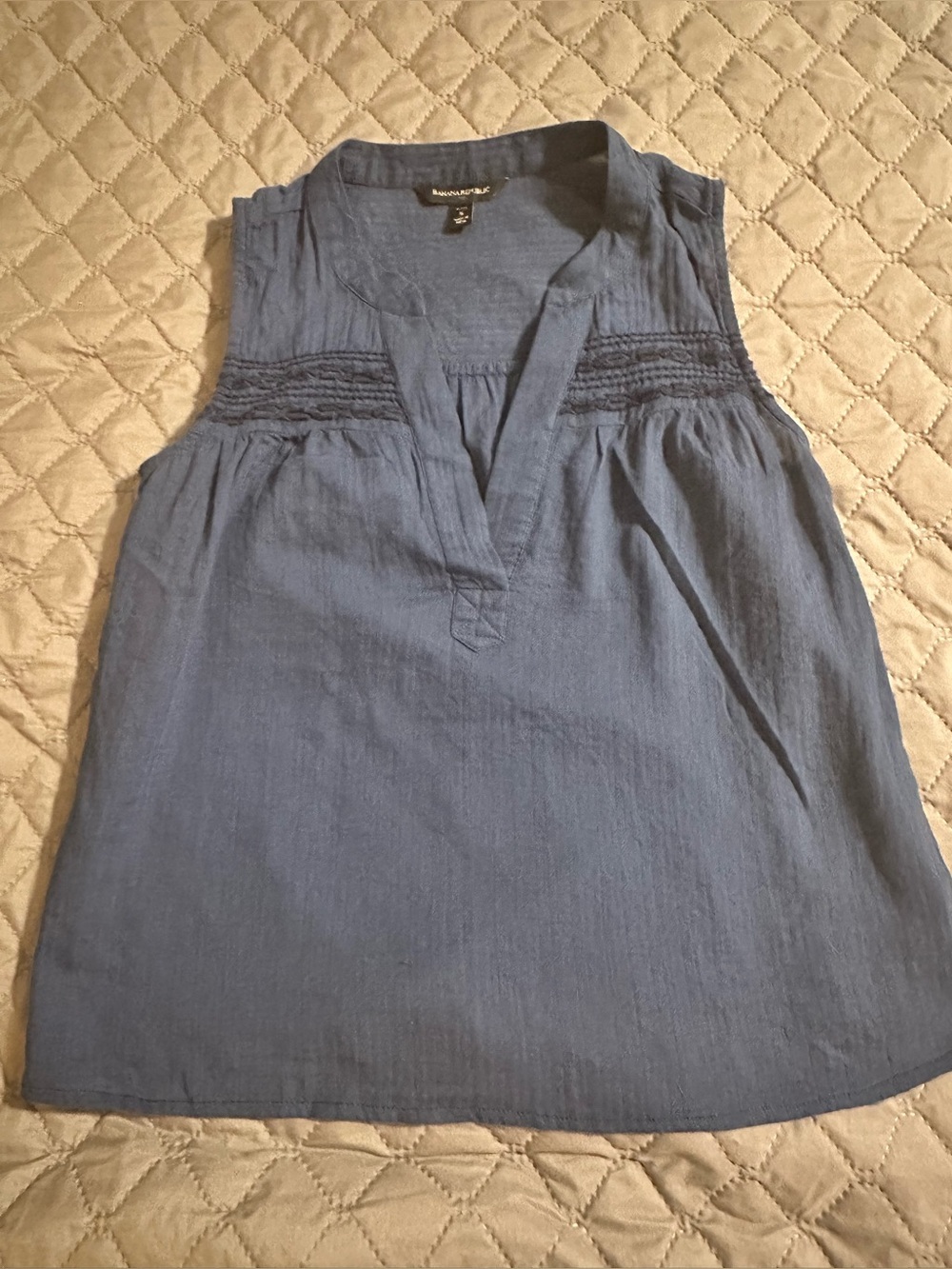 Banana Republic Sleeveless Navy Blue Split-Neck Top - Petite Small